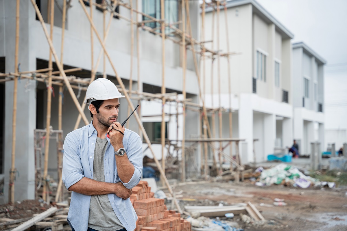 Under Construction vs. Ready-to-Move: Which Property is Right for You?